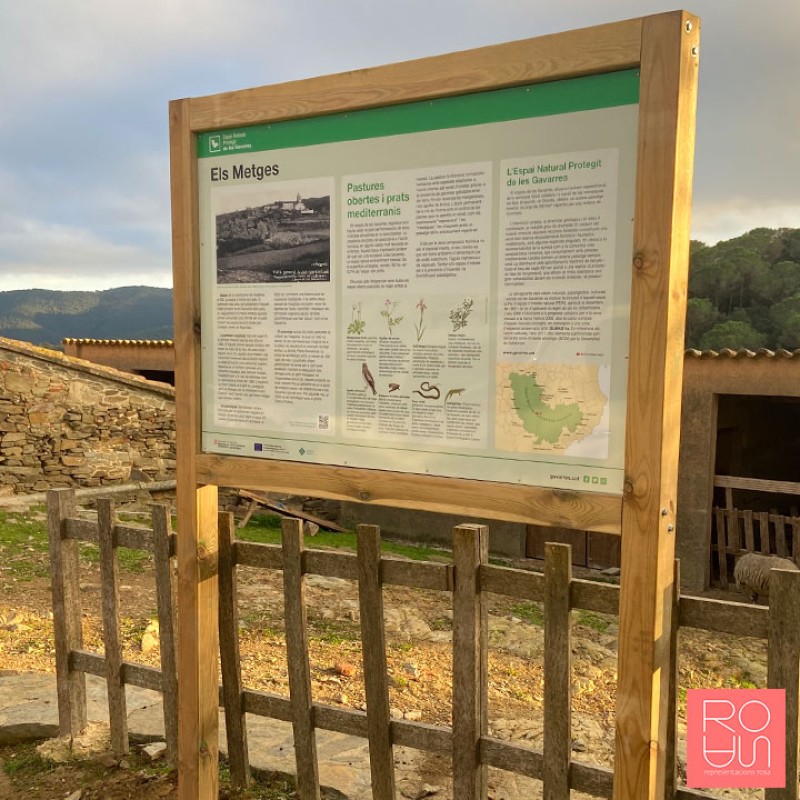 Cartellera de senyalització espais naturals protegits